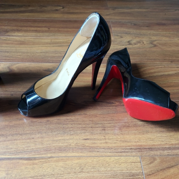 Christian Louboutin Very Prive 120 Black Patent Leather Peep Toe Heels EU 36.5 - Picture 8 of 11